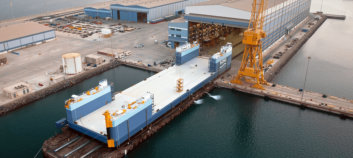 Dique flotante - Coasts & Ports Contractors LTD / Marine Dredging and